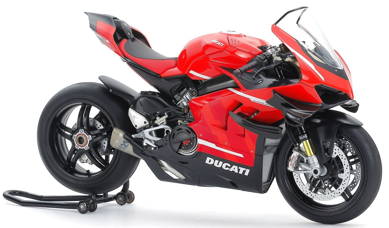 Ducati Superleggera V4 with Racing Kit