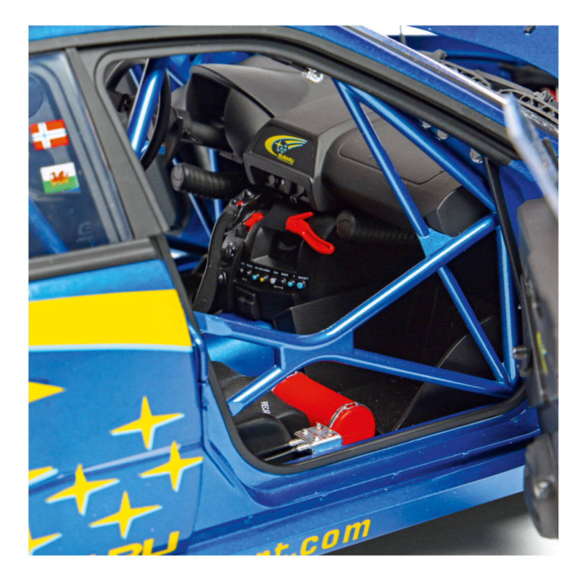1/8 SUBARU IMPREZA WRC RALLY MONTE CARLO 2003 - IXO
