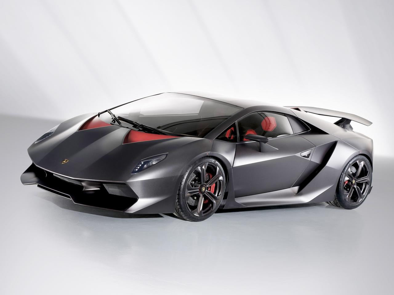 LAMBORGHINI SESTO ELEMENTO