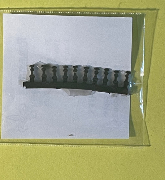 GOUPILLES DE CAPOT EN CAOUTCHOUC VÉRITABLE