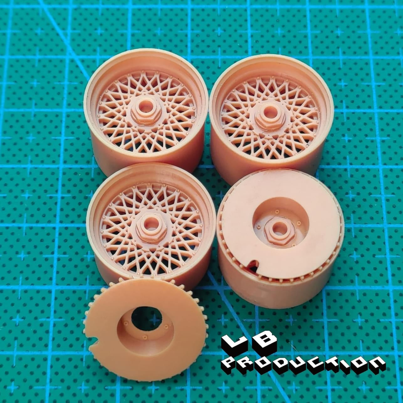 RIMS BMW M1 WITH VENTS