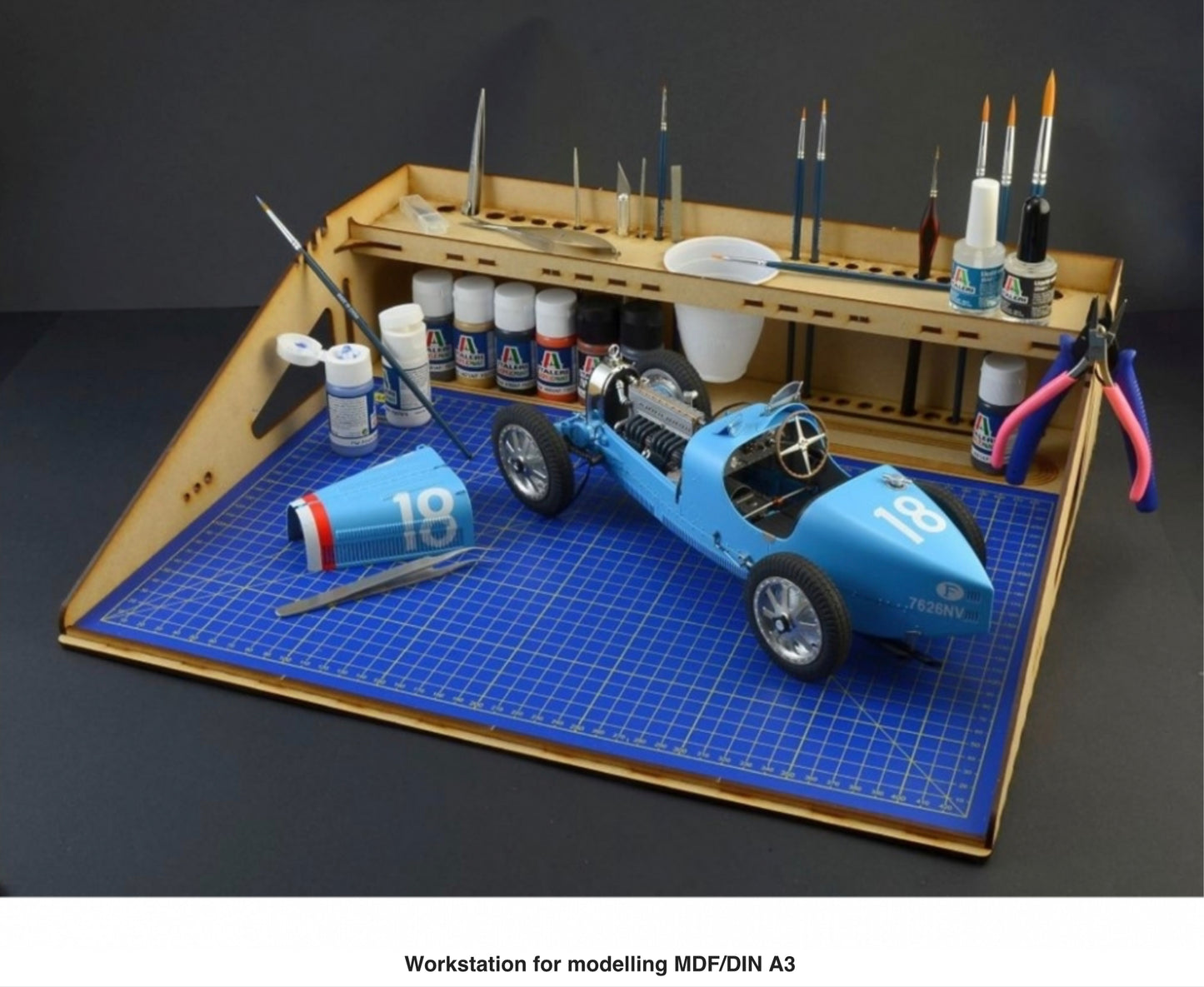 WORKSTATION FOR MODELLING - A3 SIZE