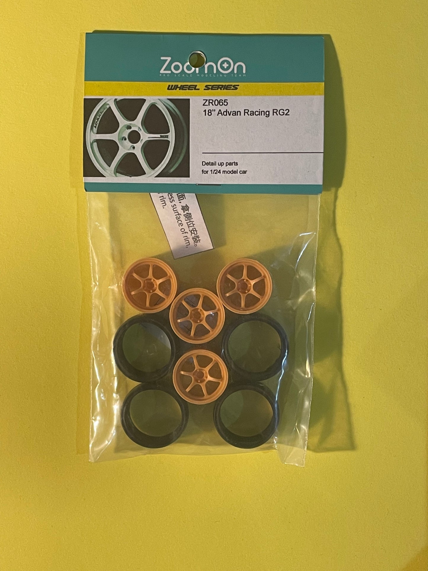 18 INCH ADVAN RACING RG2 RIM SET