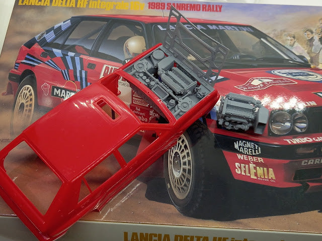 Hasegawa 1/24 Lancia Delta HF Integrale 16v 1990 Tour de Corse Rally Hasegawa 1/24 Lancia Delta HF Integrale 16v 1990 Tour de Corse Rally