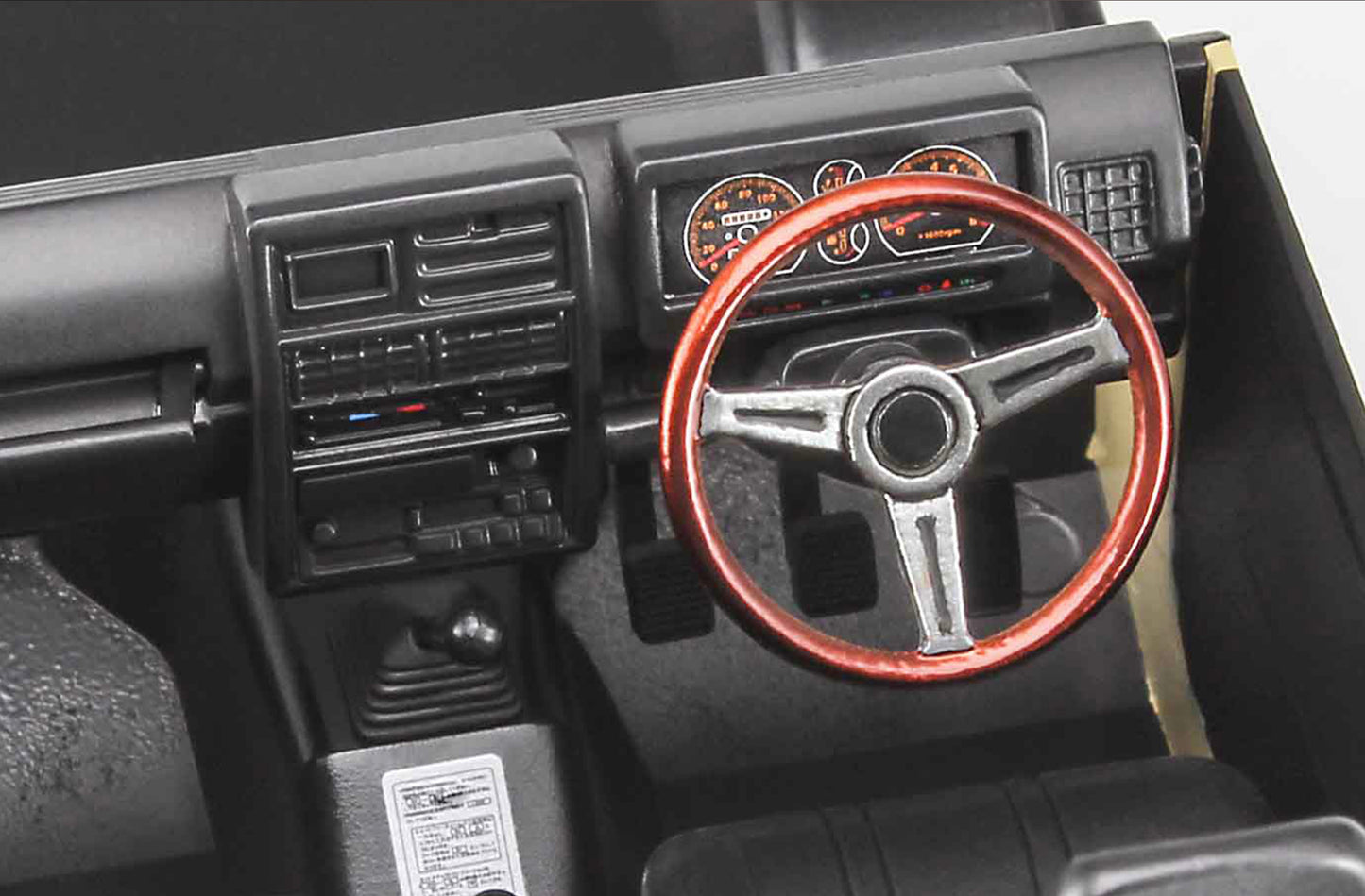 SUZUKI JIMNY (JA11-1) AVEC VOLANT EN BOIS