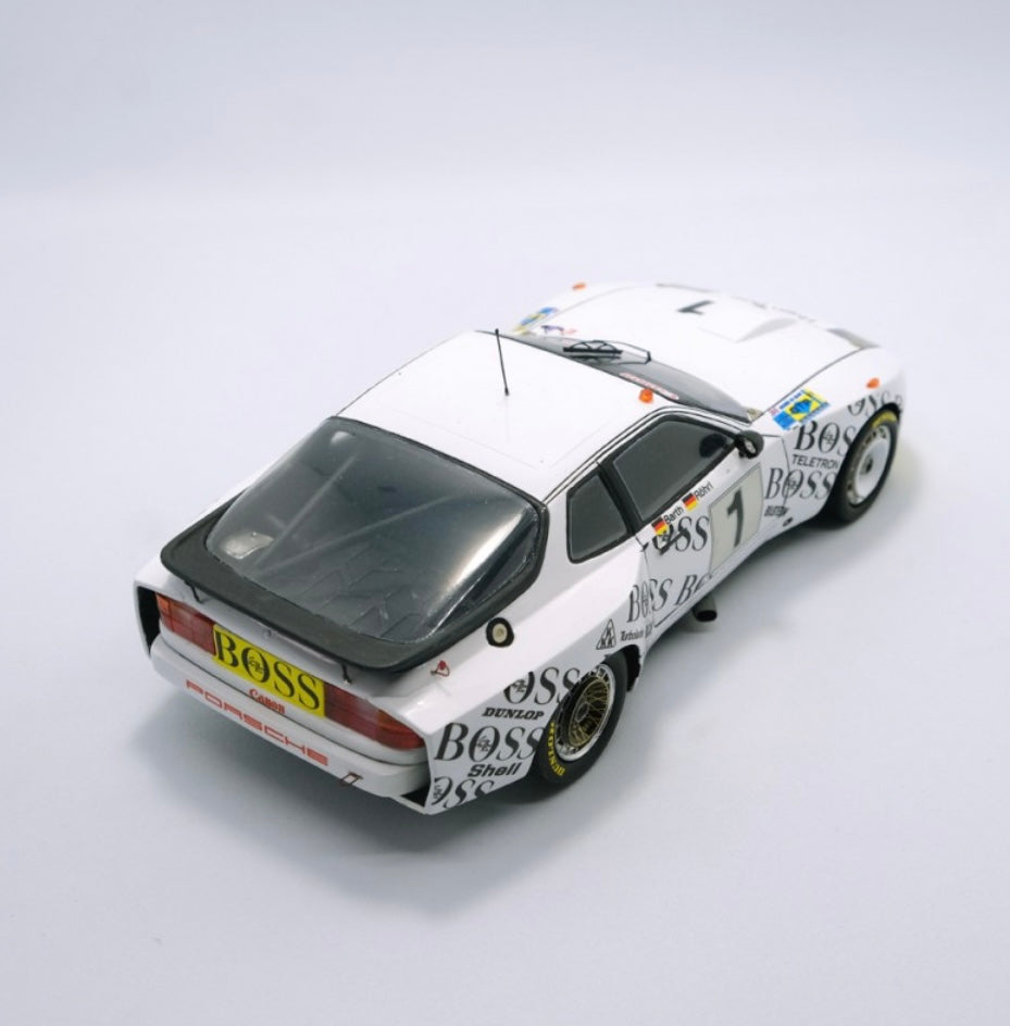 PORSCHE 924/944 GTP - HUGO BOSS - 24 HOURS LE MANS 1981