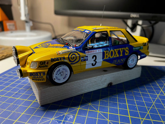 Ford Sierra Cosworth 4x4 Boxy's Jeans - Omloop Van Vlaanderen Rally 1992 - 1/24 DModelkits