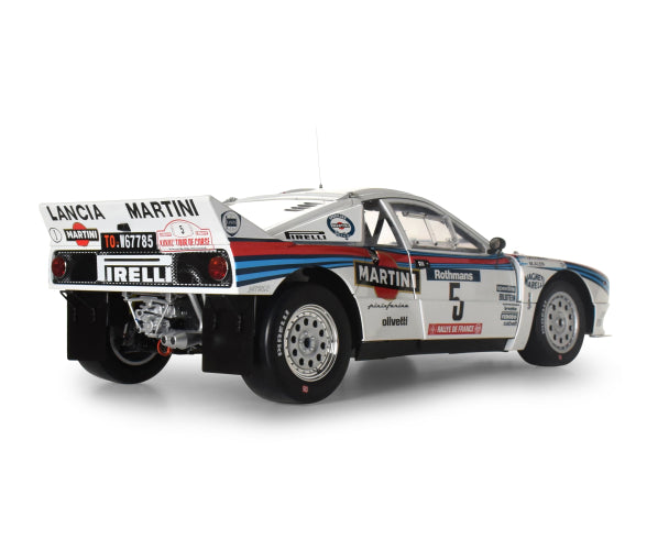 Lancia 037 sponsored by Martini - Tour de Corse Rallye de France 1984 - 1/8 Scale