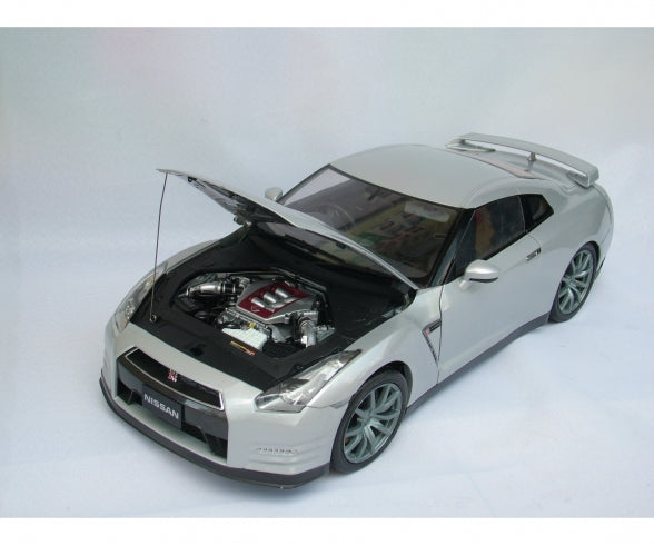 NISSAN GT-R 2011