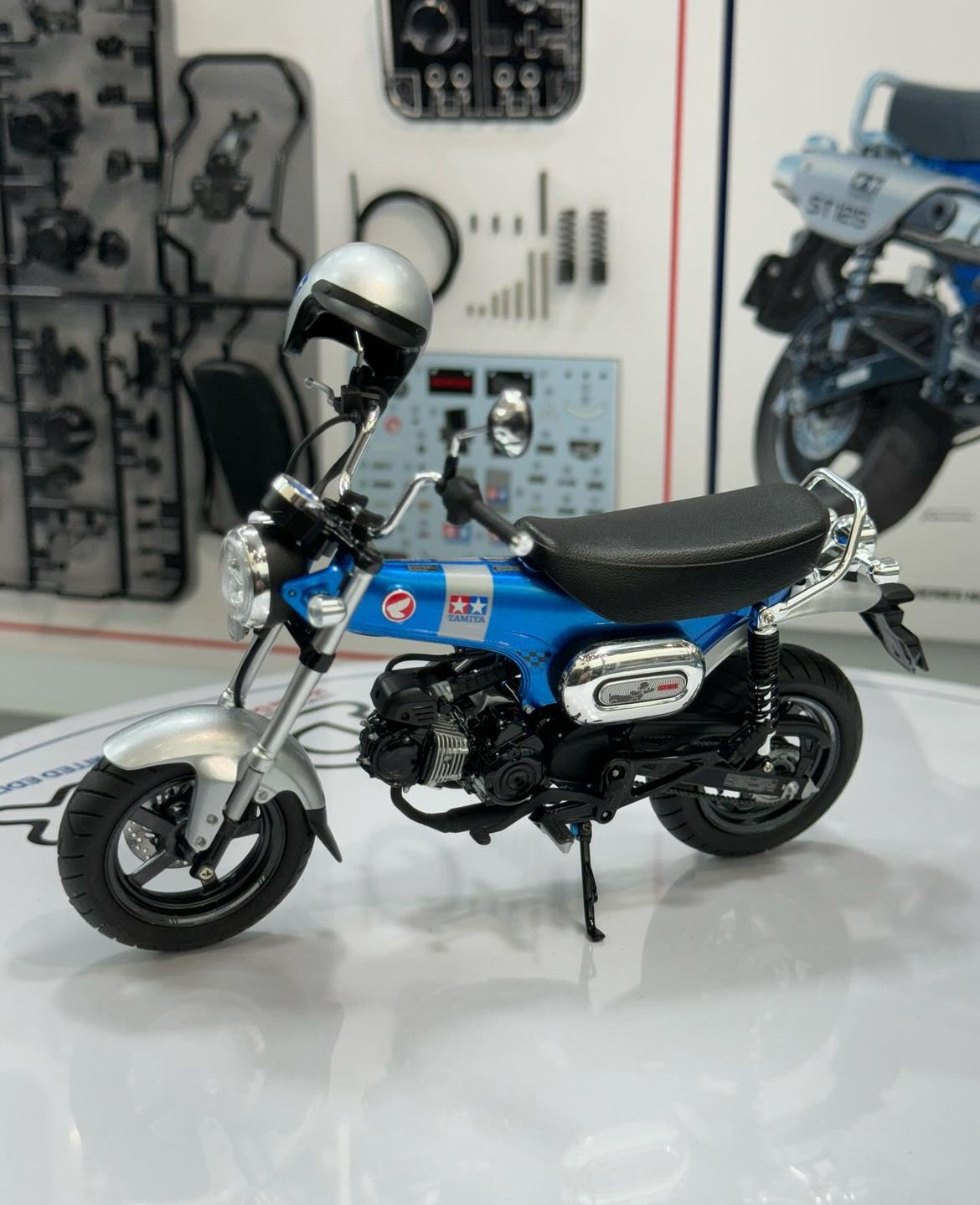 HONDA DAX 125 TAMIYA EDITION