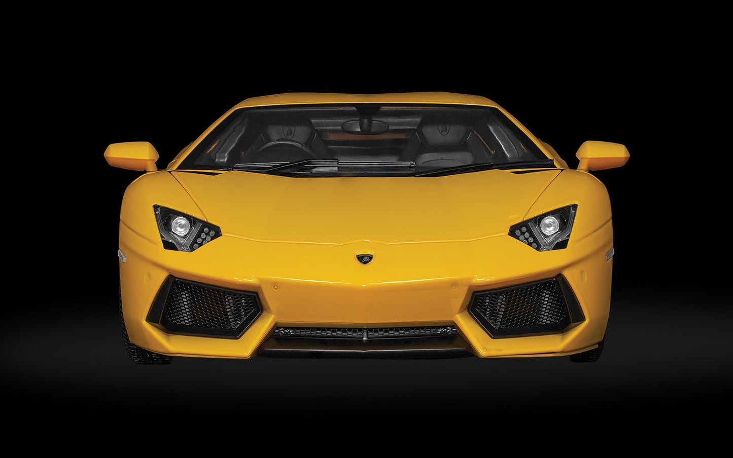 Lamborghini Aventador LP 700-4 - 1/8 Scale