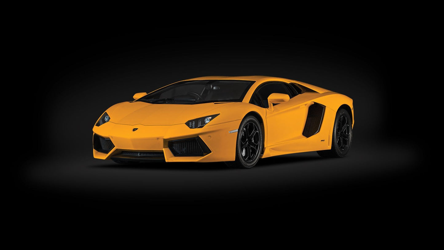 Lamborghini Aventador LP 700-4 - 1/8 Scale