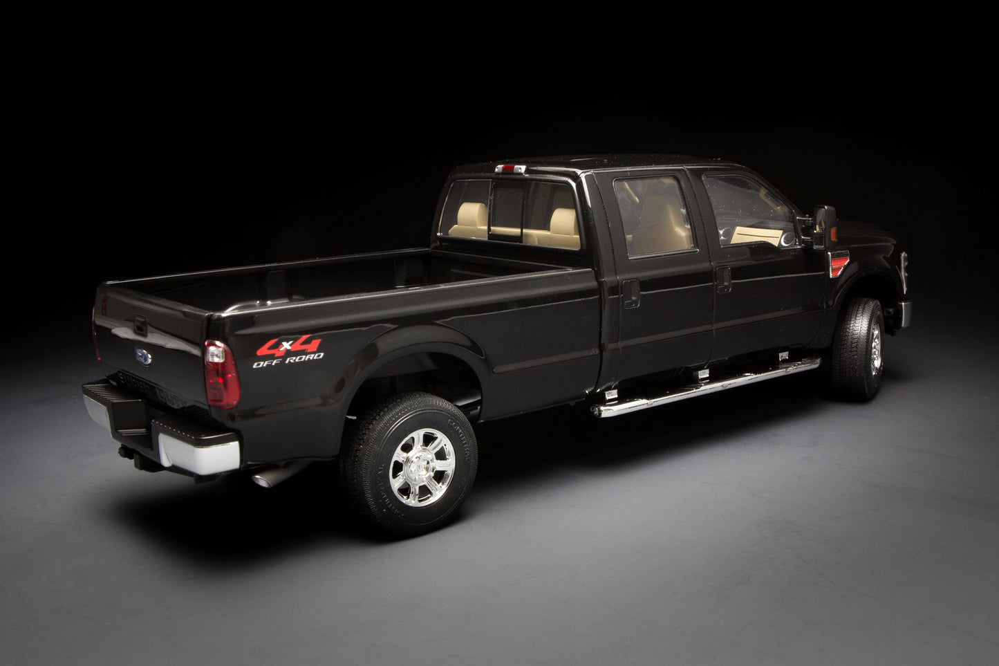 FORD F-350 SUPER DUTY CREW CAB