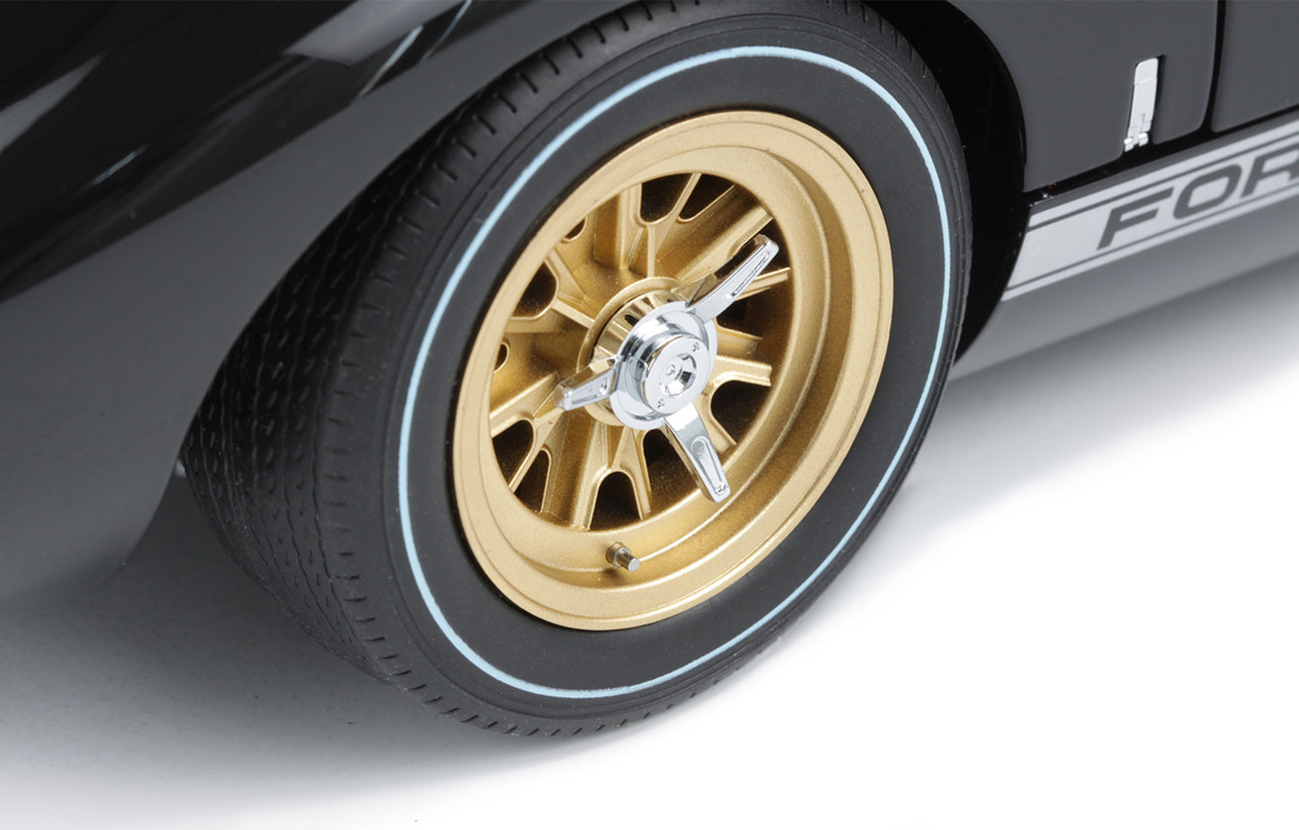 Ford GT40 Mk.II ’66 Champion (Pre-colored Edition)