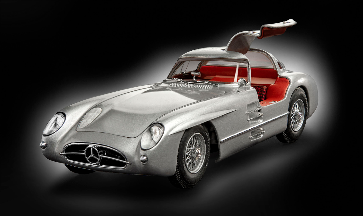 MERCEDEZ BENZ 300 SLR UHLENHAUT COUPE 1955 - 70º ANNIVERSARY