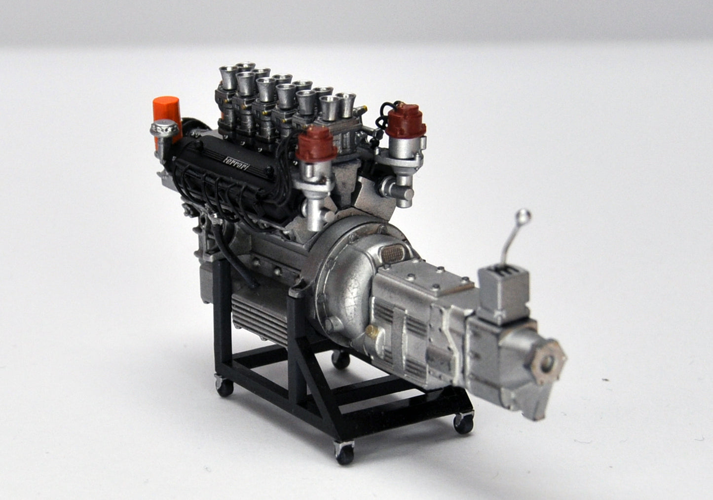 Ferrari Colombo V12 3.3L Engine 1/24