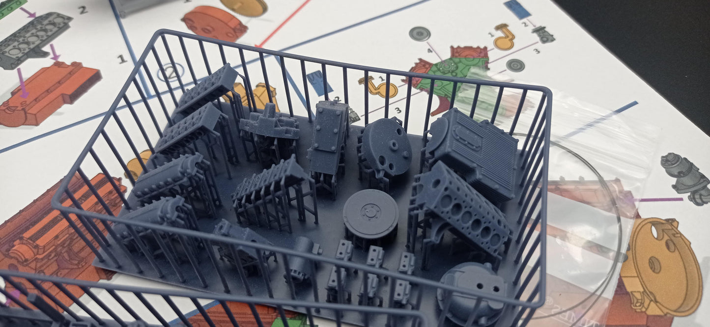 Ferrari Colombo V12 3.3L Engine 1/24