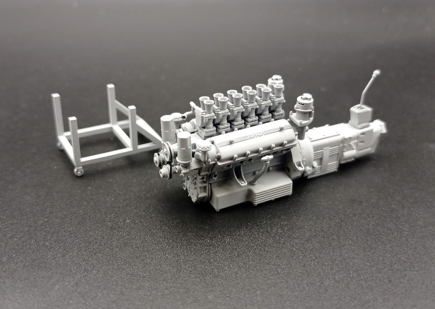 Ferrari Colombo V12 3.3L Engine 1/24