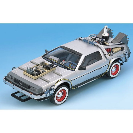 BACK TO THE FUTURE III DELOREAN