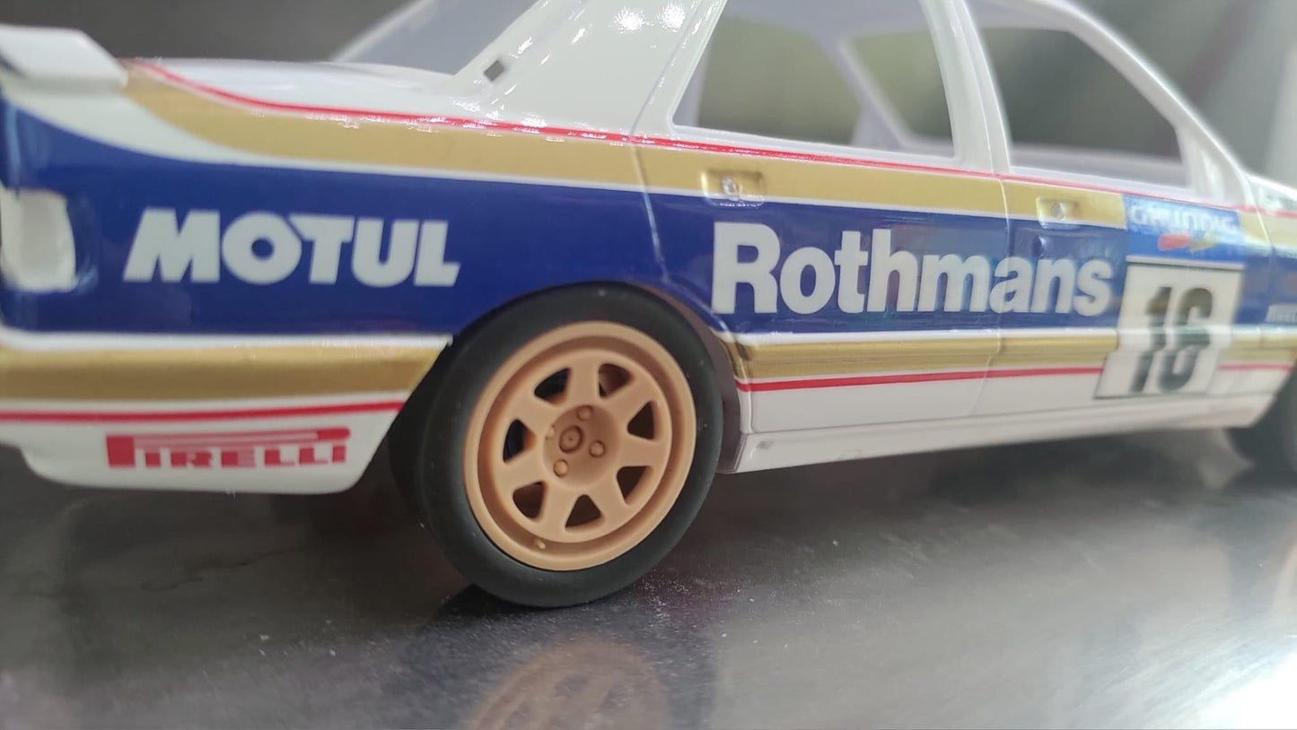 AUTOCOLLANTS FORD SIERRA COSWORTH 4X4 BOS RACING - ROTHMANS - RALLYE DU VAR ​​1991