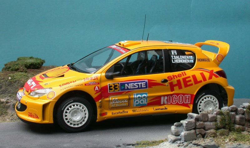 AUTOCOLLANTS PEUGEOT 206 WRC - SHELL HELIX - RALLYE DE FINLANDE 2002