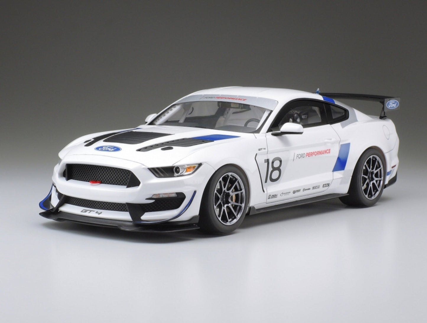 FORD MUSTANG GT4