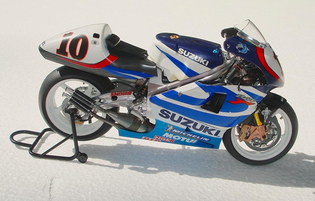 SUZUKI RGB - XR89 - MOTO GP 1999