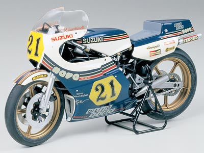 SUZUKI RGB500 - TEAM GALLINA