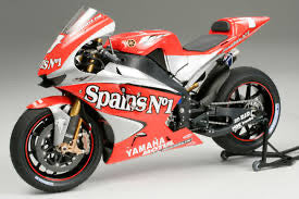 YAMAHA YZR-M1 TECH 3 - SPAINS Nº1 - MOTO GP 2004