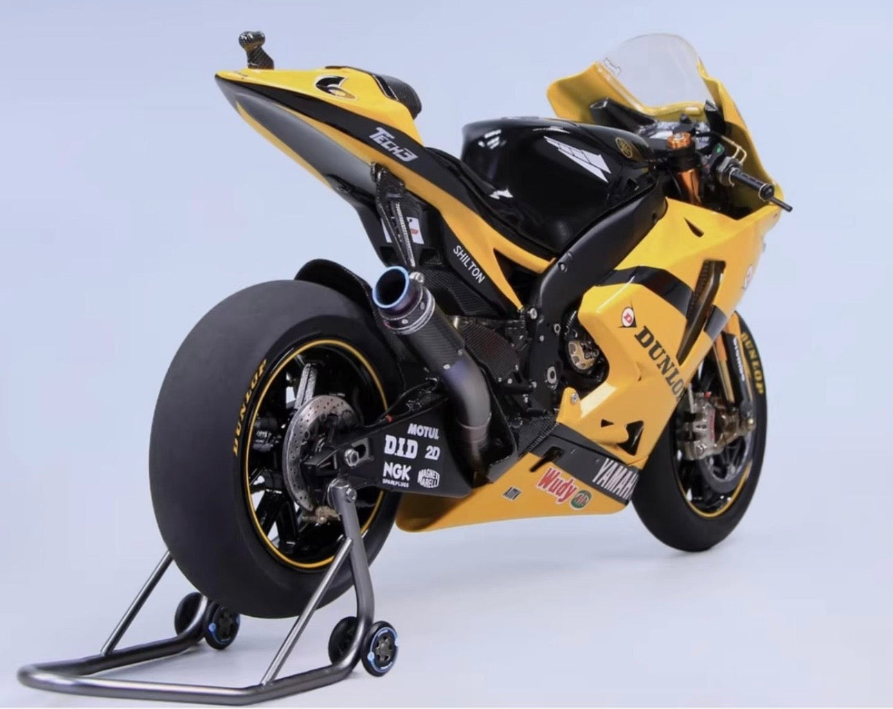 Yamaha YZR-M1 Tech 3 Team - Dunlop - Moto GP World Championship 2007