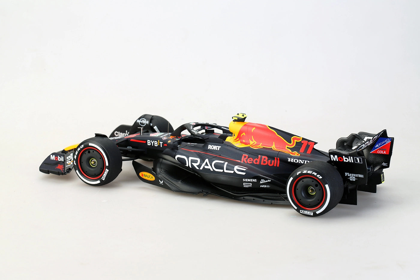 F1 2023 RB19