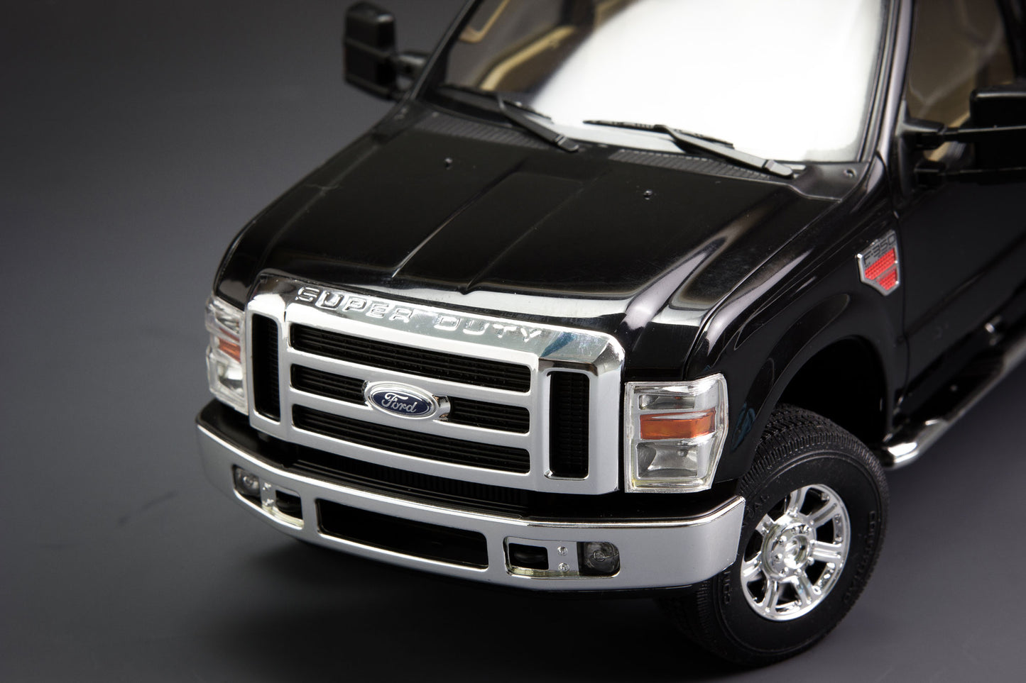 FORD F-350 SUPER DUTY CREW CAB