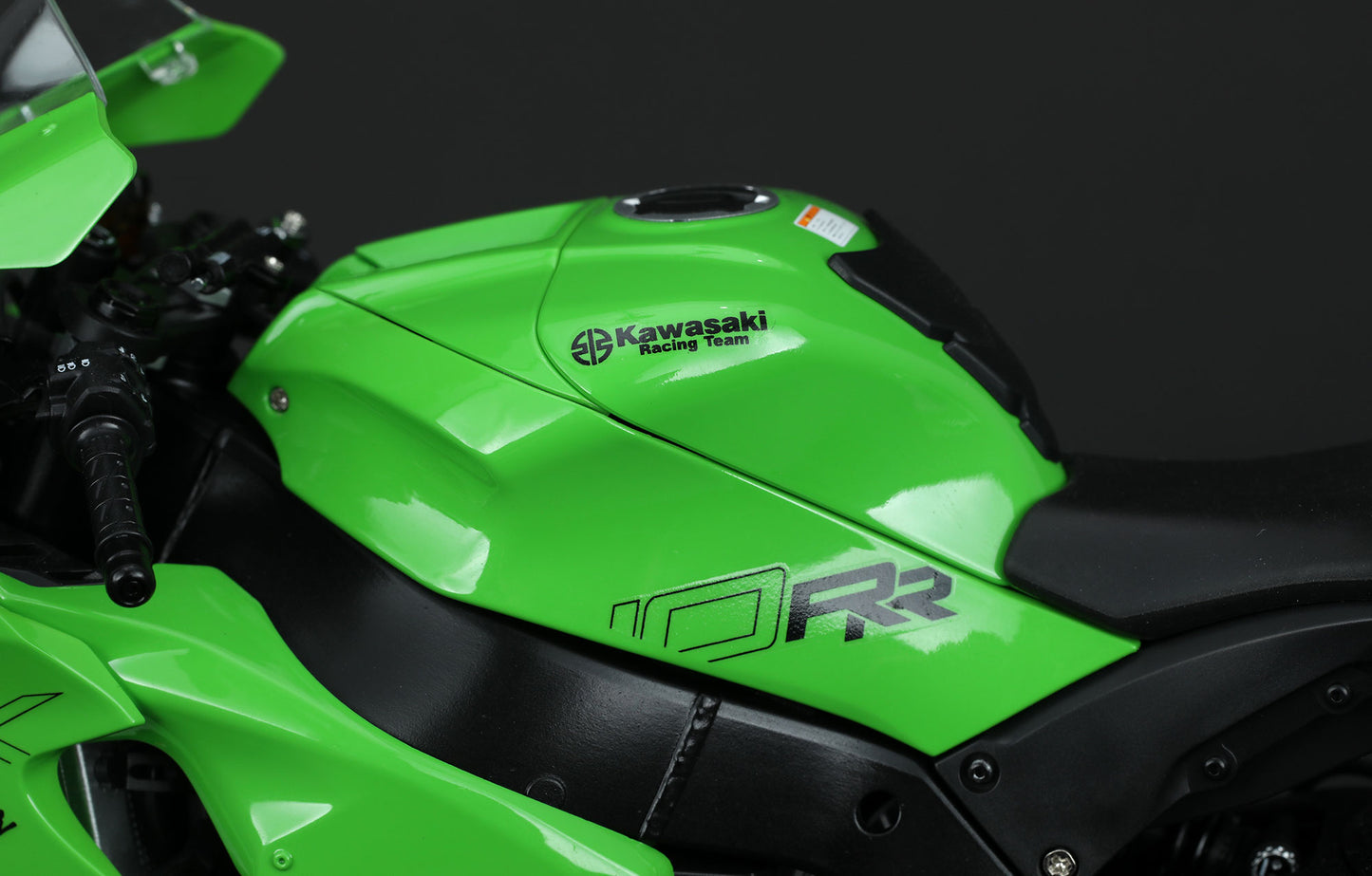 Kawasaki Ninja ZX-10RR (pre-painted)