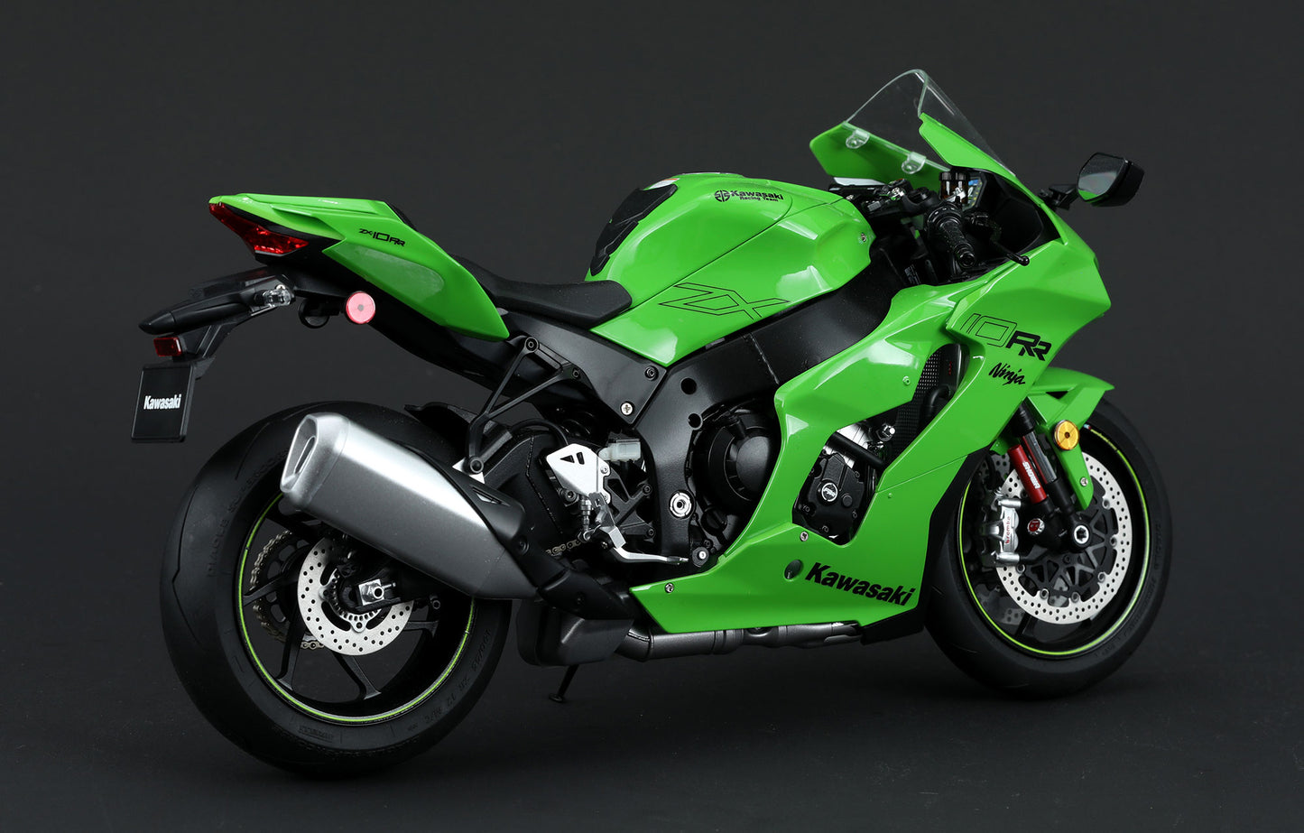 Kawasaki Ninja ZX-10RR (pre-painted)